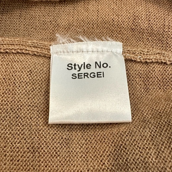 Filoversa 100% Merino Wool Sweater Style Sergei Camel Colour SZ XL Unisex Italy - Picture 6 of 6